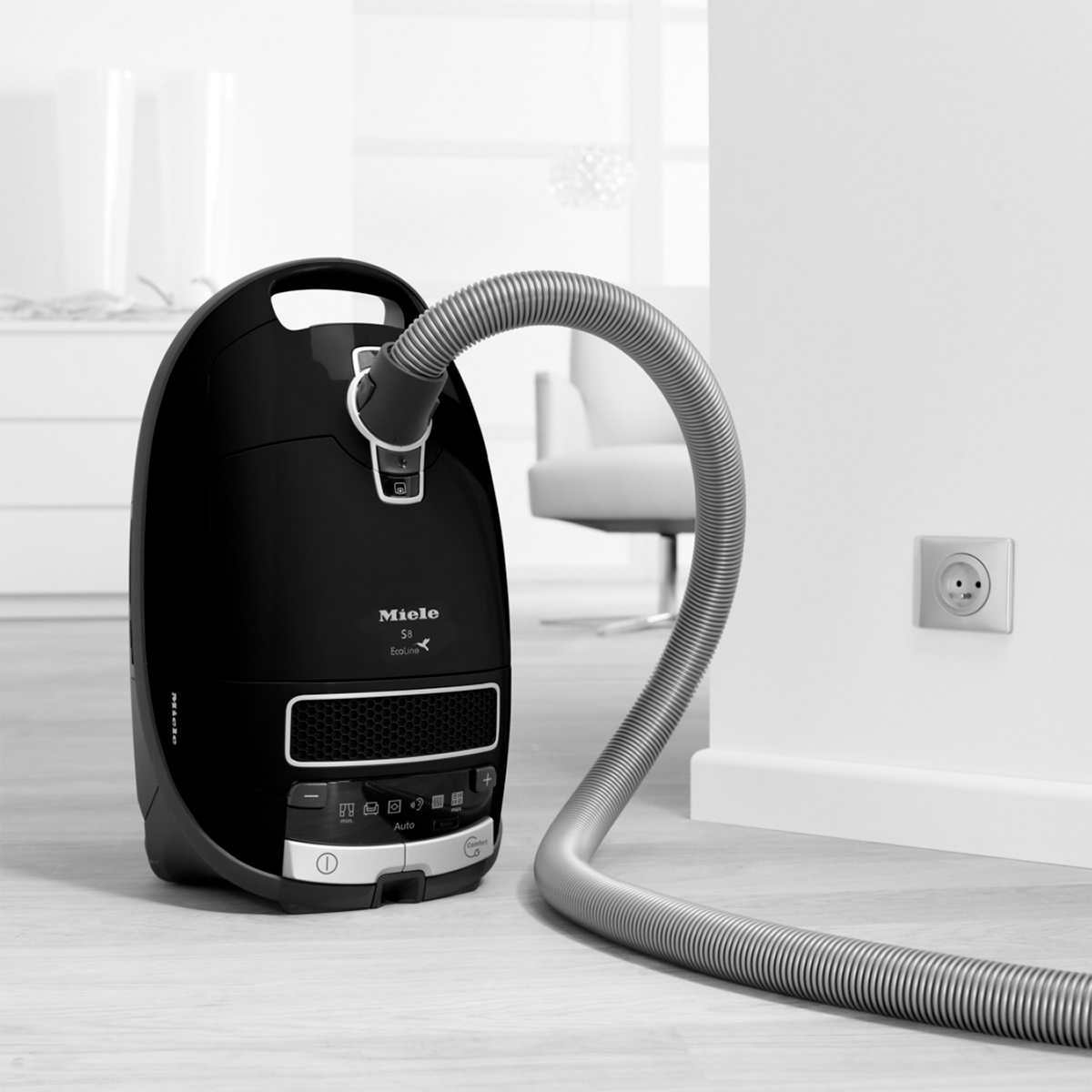 Vrijwillig Hong Kong Oordeel ✓✓Miele Complete C3 Carpet Pet Canister Vacuum Cleaner Miele Black Refurbished✓✓ 4002516396611 | eBay Vrijwillig Hong Kong Oordeel ✓✓Miele Complete C3 Carpet Pet Canister Vacuum Cleaner Miele Black Refurbished✓✓ 4002516396611 | eBay