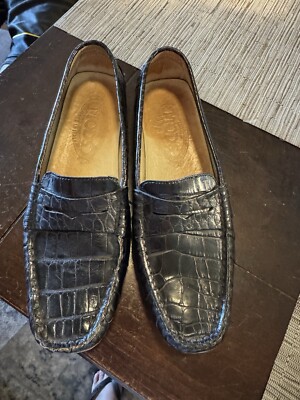 Tods Black Women’s Alligator Loafers Size 6/36