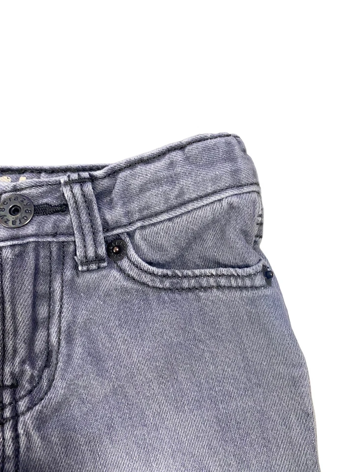 Pantalones de mezclilla grises Crazy 8 para niños talla 4 Foto 4 de 4