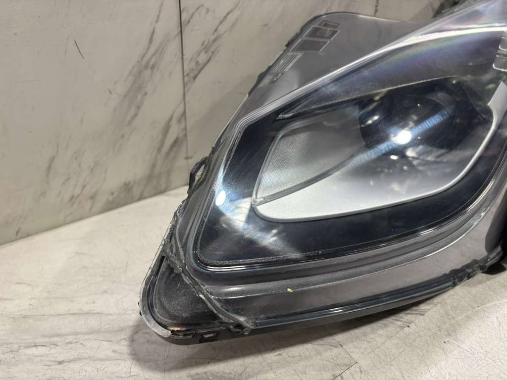 2016 2020 FERRARI 488 GTB HEADLIGHT OEM LEFT DRIVER SIDE HID XENON LAMP 318966