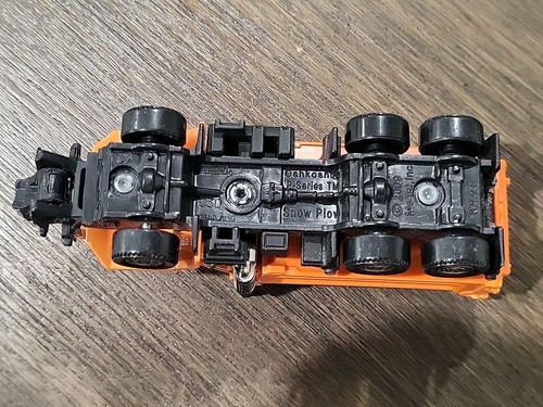 Matchbox Collectibles, 1:64 (?) scale, Oshkosh P-Series Snow Plow, RW017 - Picture 7 of 8