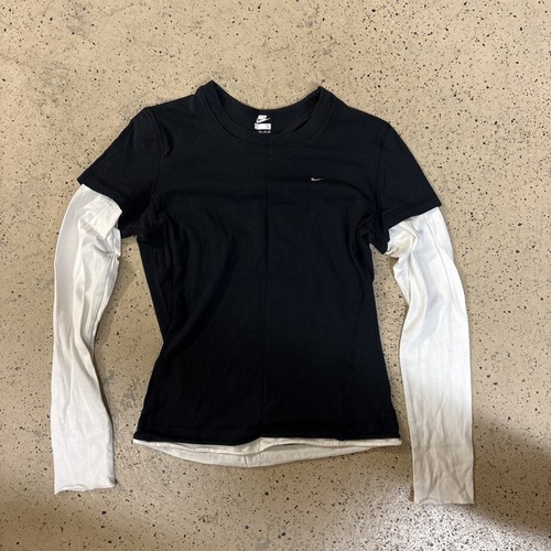 Women’s Nike T Shirt Small Long Sleeeve