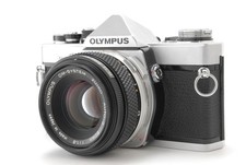 Olympus OM-2 35mm SLR Camera Zuiko Auto-S 50mm f1.8 Lens Almost MINT JAPAN