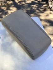 2007-2013 Chevy Impala Leather Center Console Armrest Arm Rest Lid Tan Oem B31 2007-2013 Chevy Impala Leather Center Console Armrest Arm Rest Lid Tan Oem B31