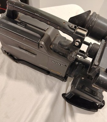 UNTESTED Sony DSR-250 DVCAM Camcorder - FOR PARTS OR REPAIR | eBay
