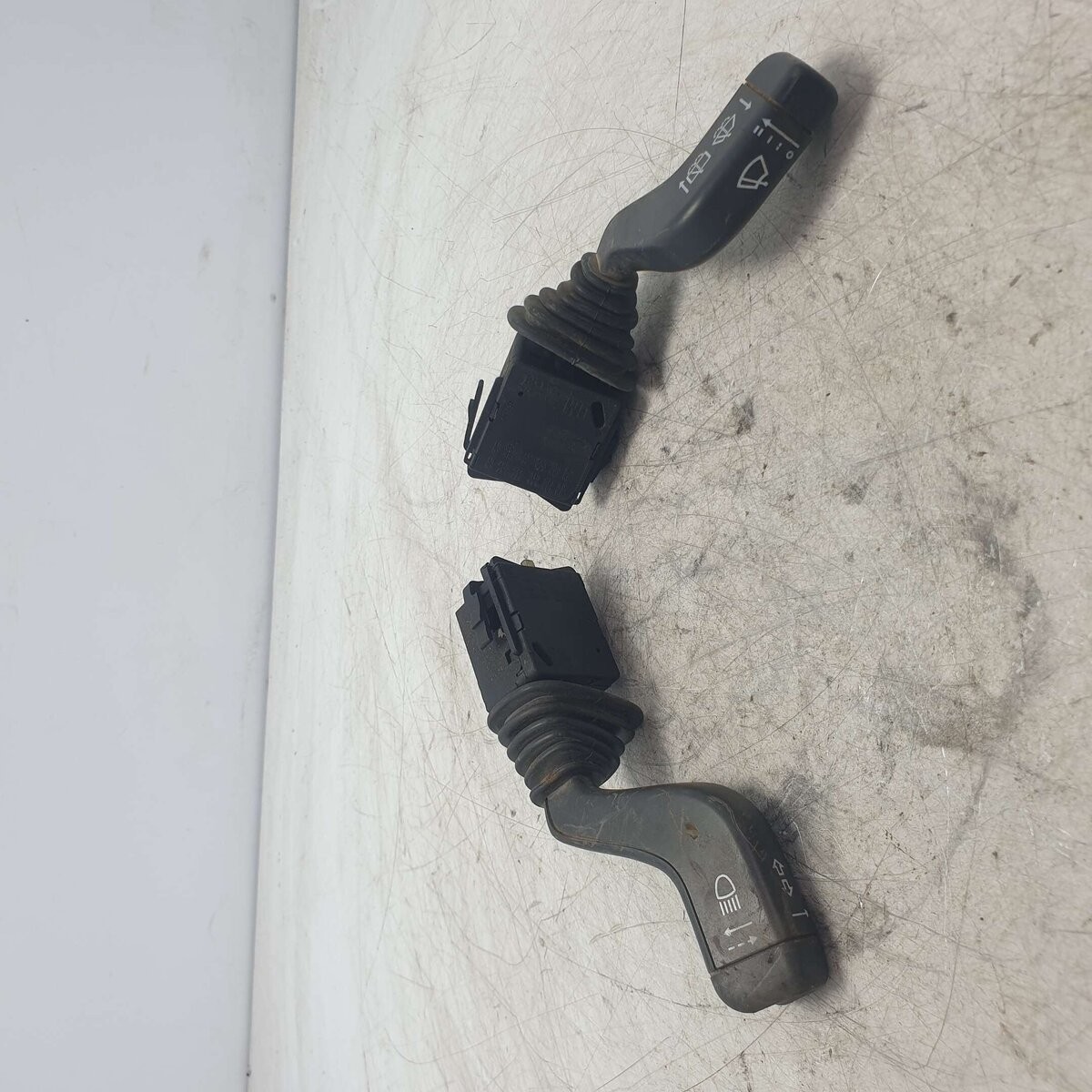 09185413 coppia leve devioluci deviosgancio Opel Corsa C - Usato Garantito