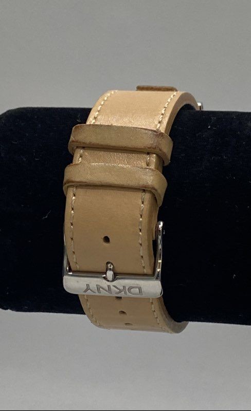 DKNY 18mm Rectangular Quartz Designer Leather Ban… - image 2