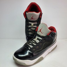 Jordan Max Aura 2 Youth Basketball Shoes Black Gym Red Wolf Grey CN8094-006 7Y