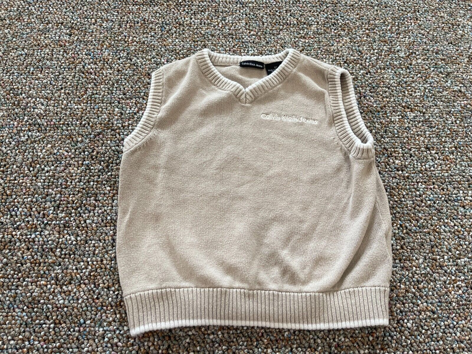 Calvin Klein Boys Beige Knit Sweater Vest 3T | eBay