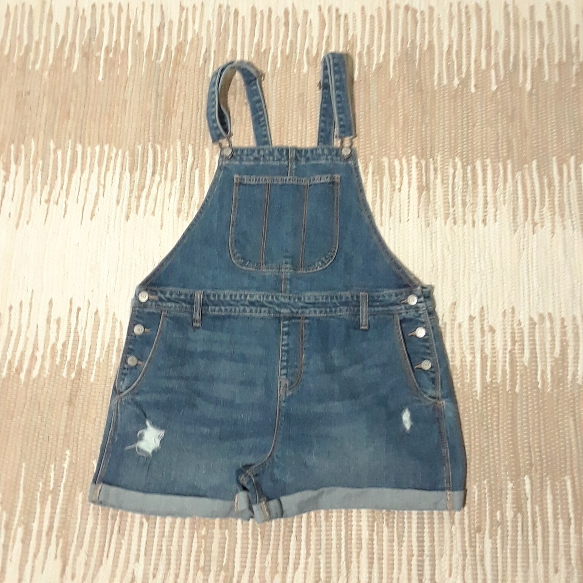 Old Navy Women’s Size Large Blue Denim Shortalls Overalls Stretch 3” Inseam