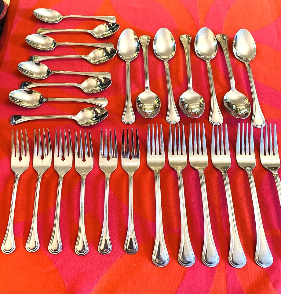 Gibson SOUTH BAY Contorno Borde Líneas Verticales Brillante 26- Cucharas Tenedores Lote Foto 2 de 4