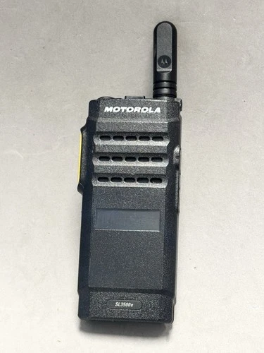 Motorola SL3500e AAH88YCD9SA2AN UHF MotoTRBO Portable Radio