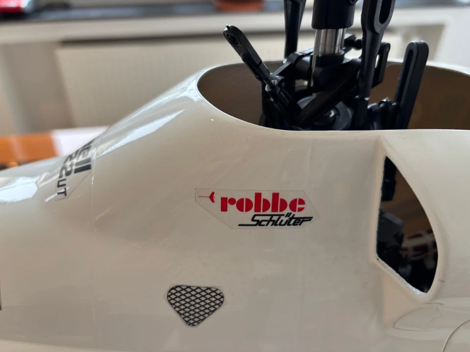 BELL 222 von ROBBE / SCHLÜTER - Bild 3 von 4