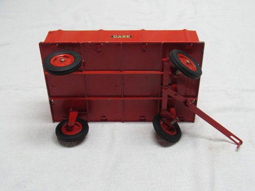 Vintage Ertl Case 930 Comfort King 1:16 Toy Tractor With Wagon - Picture 7 of 7