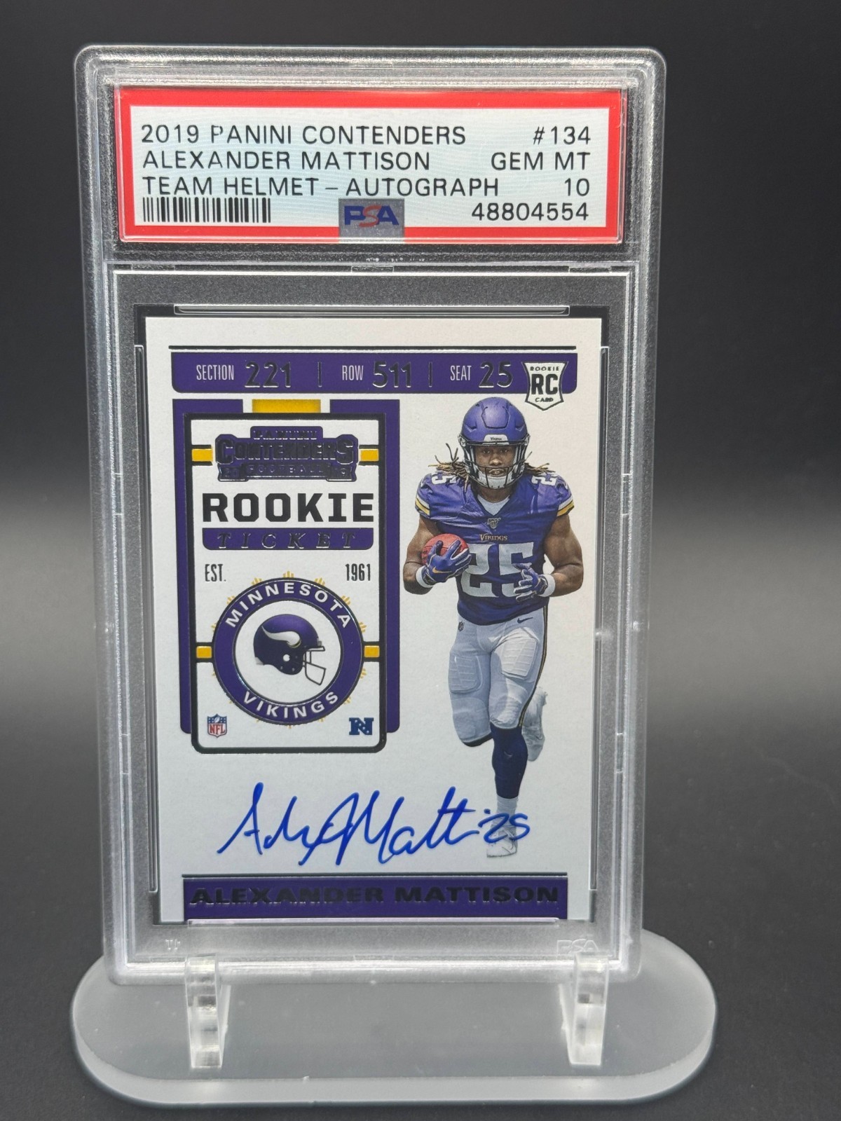 2019 Panini Contenders Alexander Mattison Rookie Ticket Team Helmet Auto PSA 10