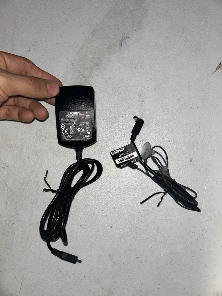 Garmin  Zumo 660 LM with car mount, bundle With Ram Mount Instructions Works - Image 3 of 4