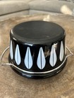 CATHERINEHOLM Norway 2 QUART CASSEROLE/Pot Black/White LOTUS Pattern MCM 60-70s — photo 5