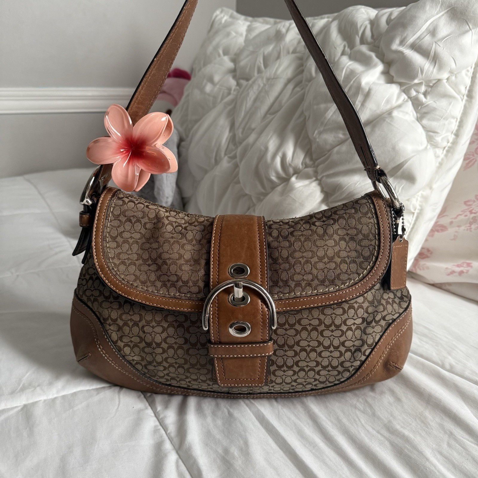 Coach Soho Signature Flap Shoulder Bag Brown/Tan Vintage Y2K