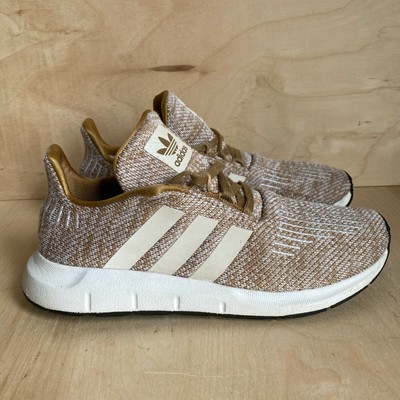 swift run adidas beige
