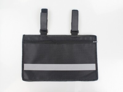 Seitentasche mit Reflektionsstreifen  ca. 30 x 18 cm  für Rollstühle &  R ...
