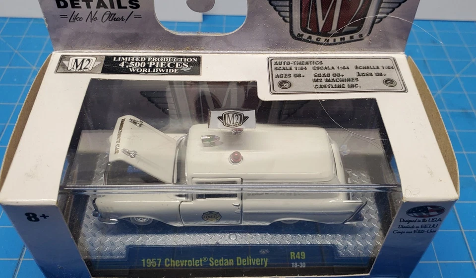 Ambulância Chevrolet Sedan Delivery Fire Dept M2 Machines 1957 - Imagem 2 de 2