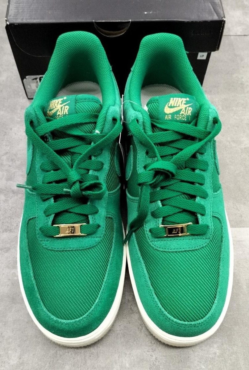 Nike Air Force 1 '07 LV8 Malachite Size 9.5 with box & tag