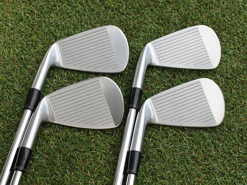 ONOFF FORGED 2013 Irons #5-9,Pw,Aw(7Clubs)/Dynamic Gold S200/Flex:Stiff - Image 4 of 4