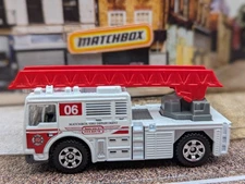 2025 MBX RESCUE V Design FLAME TAMER fire truck☆white;red LADDER☆Matchbox loose