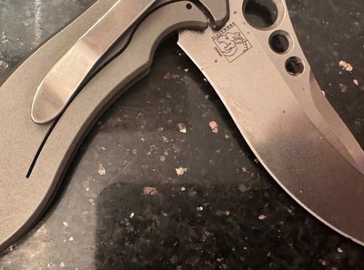 1 Benchmade 635 Mini Skirmish Blackwood Folding Knife Rare Limited Edition