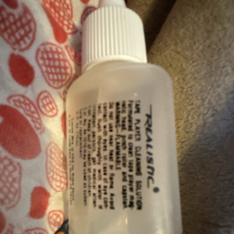 Realistic Tape player cleaning solution 1/2 fl oz