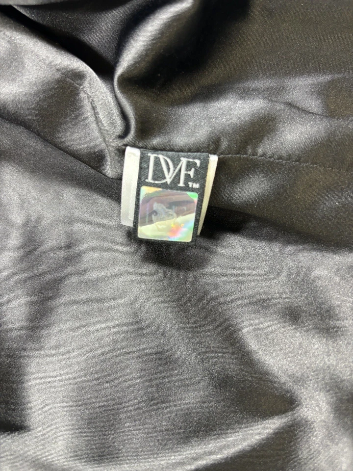 Chaqueta Diane von Furstenberg fieltro rococó negra a medida talla 6 cadena recortada Foto 4 de 4