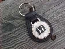 UNIQUE HONDA "H" GRAIN LEATHER KEY FOB VINTAGE NOS CUSTOM-MADE TOP-QUALITY