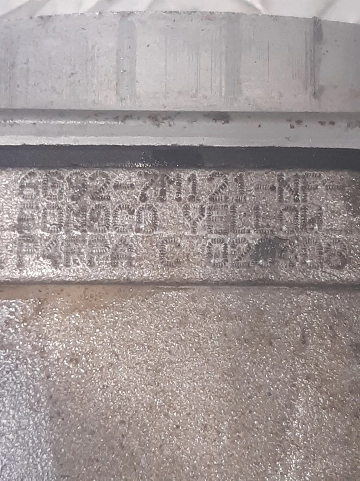 Landrover Freelander MK2 2010 2,2 caja de cambios soporte montaje 6G92-711121 Foto 4 de 4