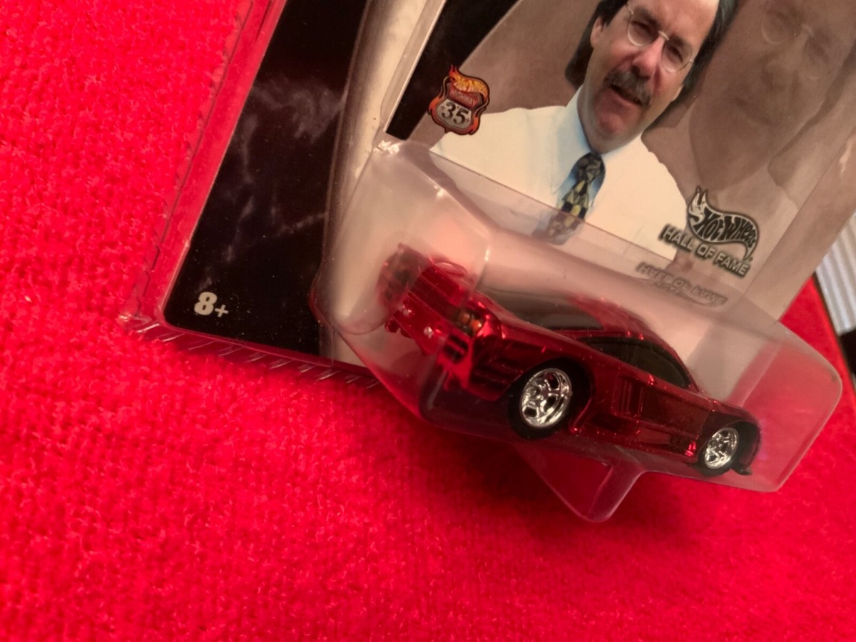HOT WHEELS HALL OF FAME LEGENDS STEVE SALEEN - S7 - RED