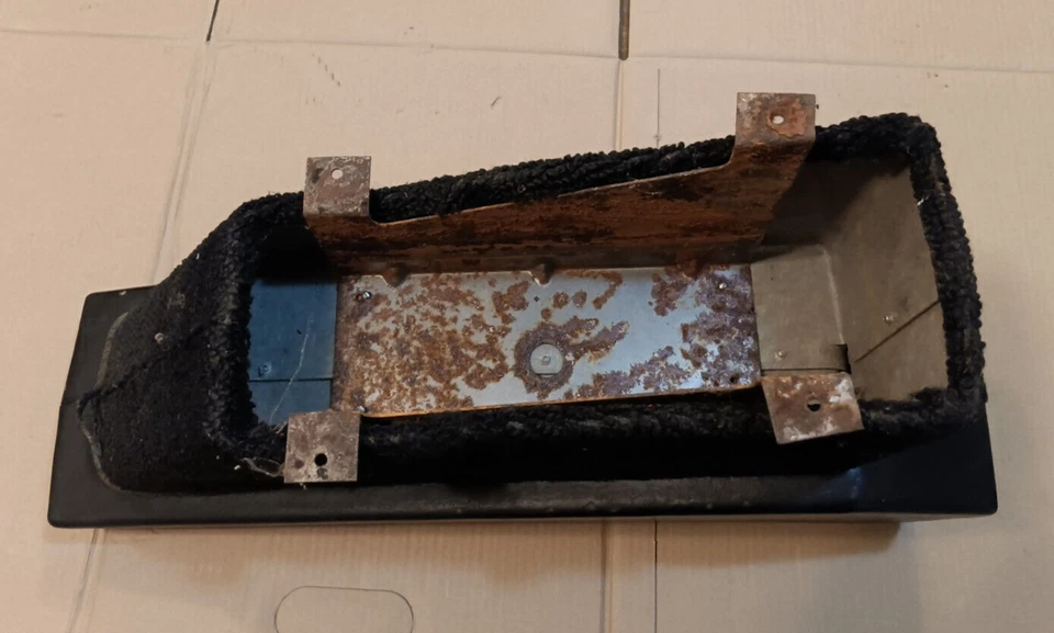 罕见工厂 66 67 Toronado 中控台适用于桶座 Oldsmobile 1966 1967 — 第 3/4 张图片