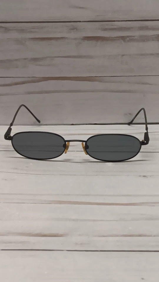 Gafas de sol Geoffrey Beene 51019 marco negro con estuche Foto 2 de 4