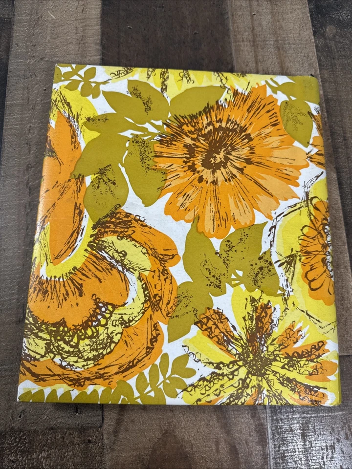 Álbum de fotos floral de colección de los años 60 10 páginas Flower Power - Fotos peladas y prensadas - Usado anteriormente Foto 3 de 4