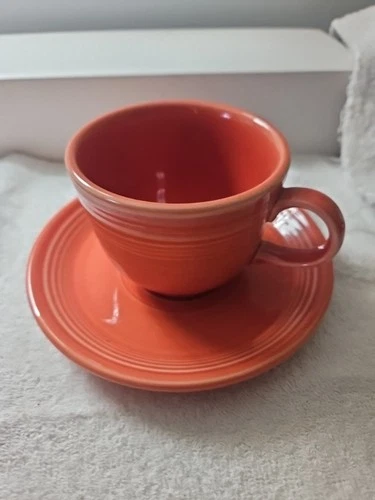 Vintage Fiestaware - Cup and saucer set in original "radioactive" red (1936-69)