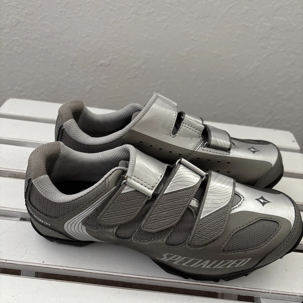 Chaussures De Cyclisme Sur Route Specialized Riata Femme – Taille 38 EU (7.25 US) – Gris Argenté, Occasion