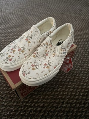 VANS Classic Slip-On Floral Canvas Sneaker White/Red/Green Low Top Logo