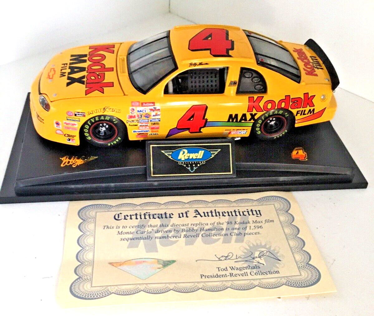 NASCAR Revell 1:24 1998 Chevy Monte Carlo Bob Hamilton Diecast