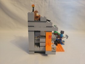 LEGO Minecraft #21113 The Cave (2014) Complete w Instructions 