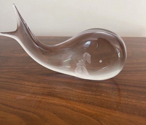 Kosta Boda Jonah and The Whale Signed Crystal Paperweight 92420 - Picture 2 of 9