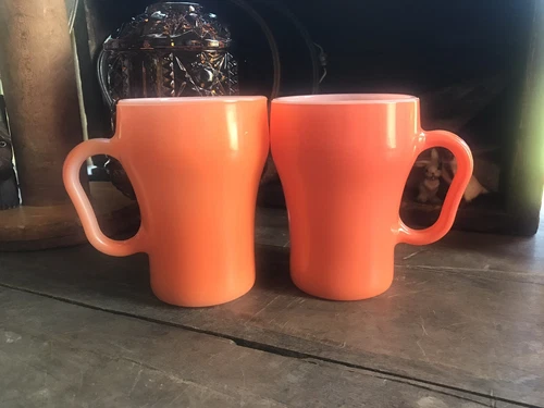SET OF 2 ANCHOR-HOCKING FIRE KING ORANGE SODA COLA COFFEE MUG FALL MUGS