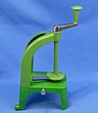 Benriner Cook Help Vegetable & Fruit Spiral Slicer/Spiralizer - FREE SHIPPING