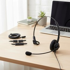Lightweight Cisco RJ9 Headset with Noise Isolation for Busy Call Center Workers