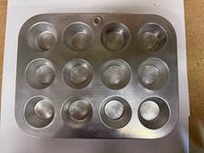 VTG Aluminum Wear Ever 38412 Mini Muffin Cake Cupcake Tart Pan Made In USA