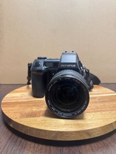 Olympus Camedia E-20 Digital Camera Bundle w/ Lens, Case  Accessories