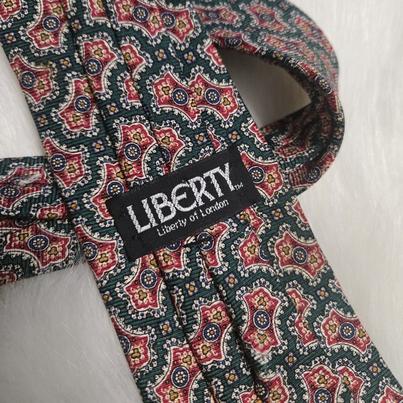 Liberty Of London Green Red Paisley 100% Silk Men’s Neck Tie Made In Usa EUC