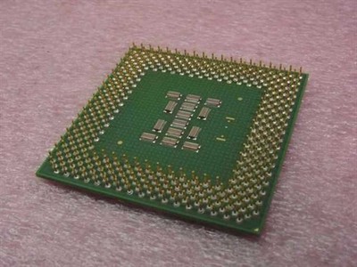 Intel Pentium III P3 667Mhz/256/133/1.7V SL4CJ